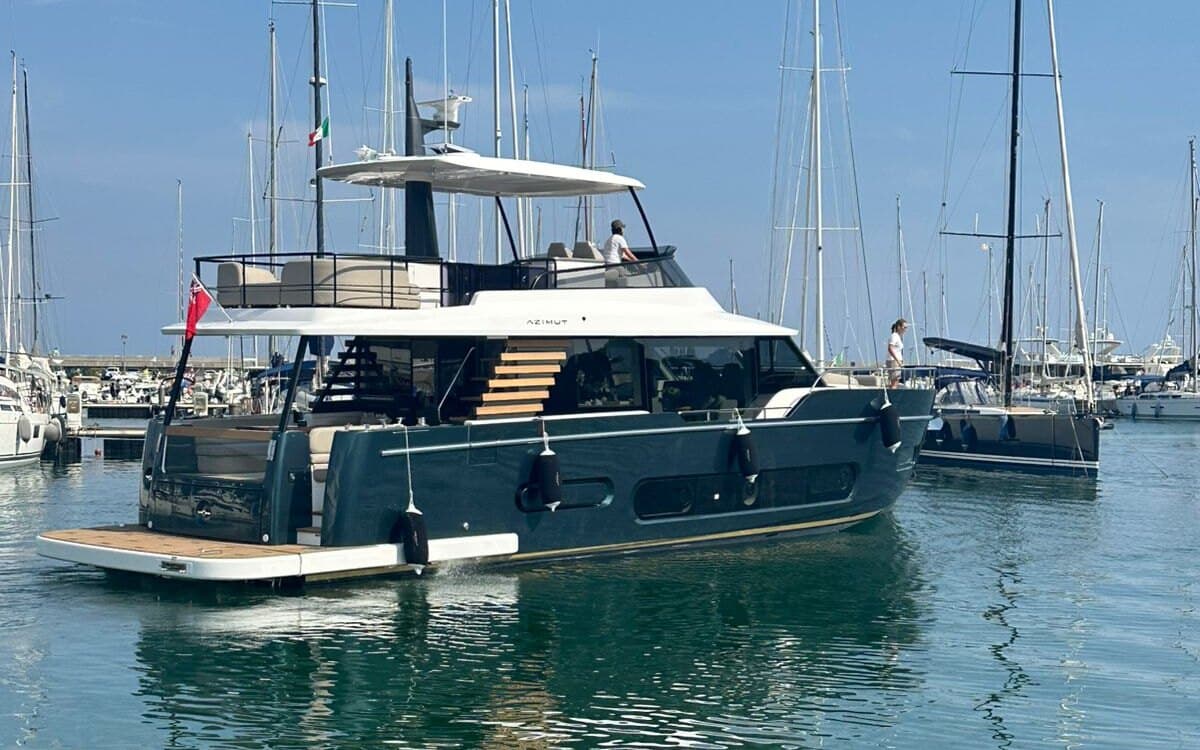 Azimut Magellano 60